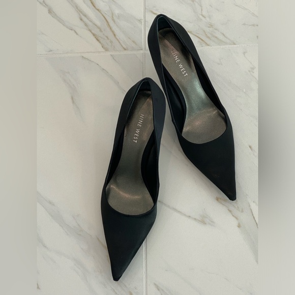 Nine West Shoes - Beautiful Nine West Black Satin Pumps, Size 7